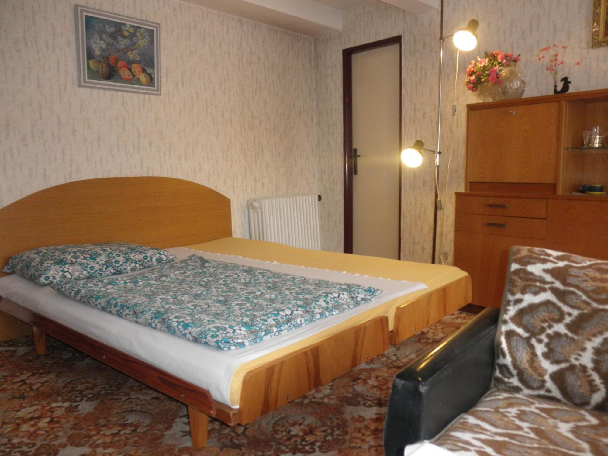 Pension U Kaktusu Karlovy Vary Exterior foto